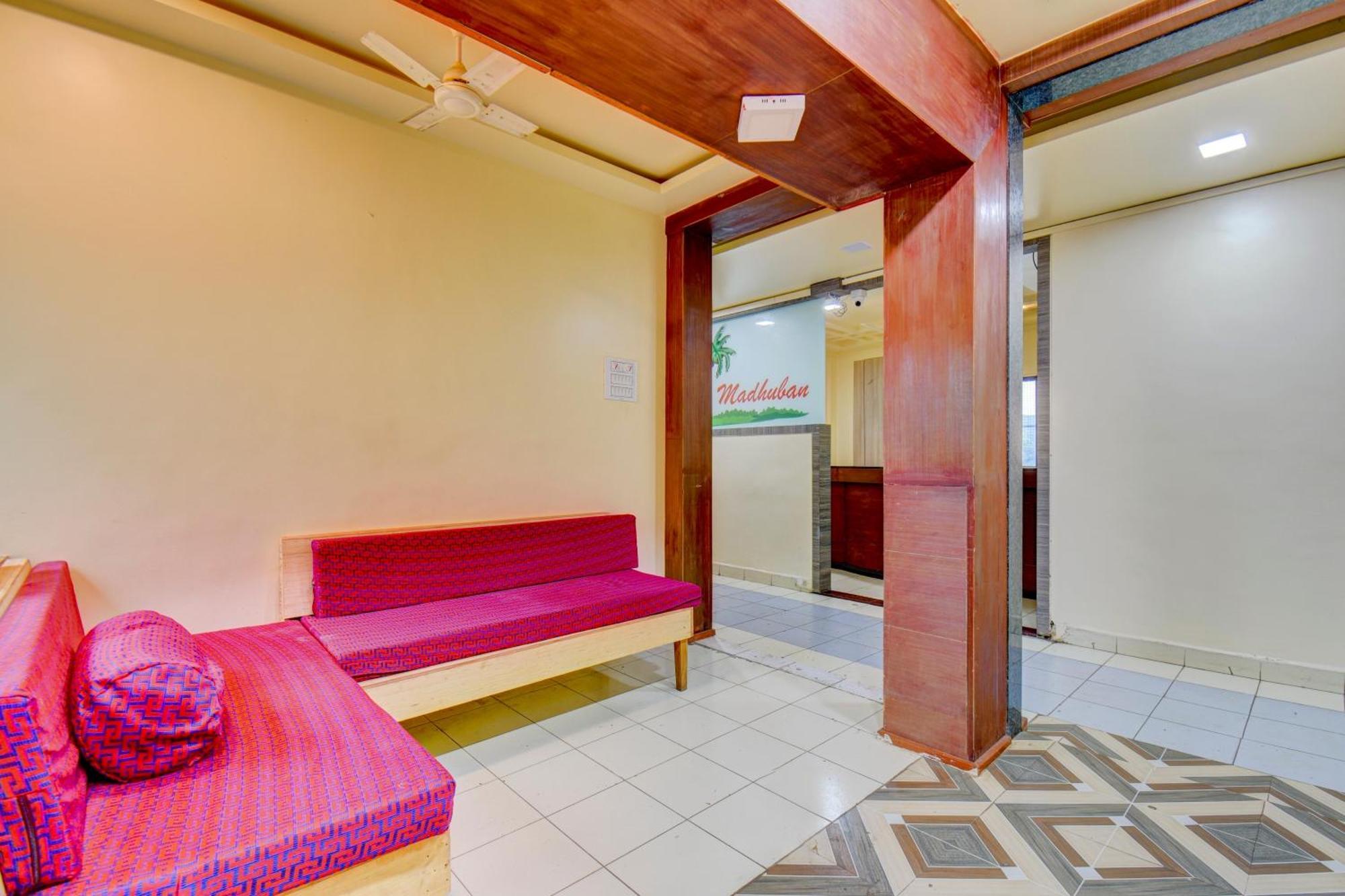 Collection O Madhuban Resort Gorhe Khurd Exterior foto